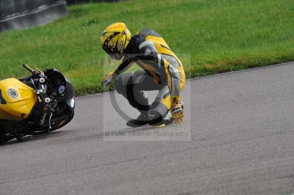 Motorcycle action photographs;Rockingham;Rockingham photographs;event digital images;eventdigitalimages;no limits trackday;peter wileman photography;rockingham corby northamptonshire;trackday;trackday digital images;trackday photos