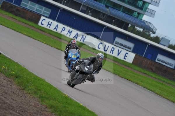 Motorcycle action photographs;Rockingham;Rockingham photographs;event digital images;eventdigitalimages;no limits trackday;peter wileman photography;rockingham corby northamptonshire;trackday;trackday digital images;trackday photos