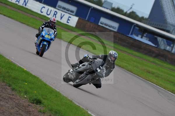 Motorcycle action photographs;Rockingham;Rockingham photographs;event digital images;eventdigitalimages;no limits trackday;peter wileman photography;rockingham corby northamptonshire;trackday;trackday digital images;trackday photos