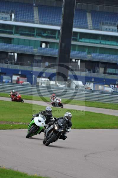 Motorcycle action photographs;Rockingham;Rockingham photographs;event digital images;eventdigitalimages;no limits trackday;peter wileman photography;rockingham corby northamptonshire;trackday;trackday digital images;trackday photos