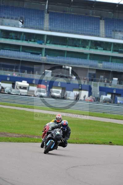 Motorcycle action photographs;Rockingham;Rockingham photographs;event digital images;eventdigitalimages;no limits trackday;peter wileman photography;rockingham corby northamptonshire;trackday;trackday digital images;trackday photos