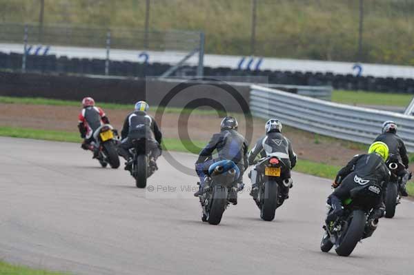 Motorcycle action photographs;Rockingham;Rockingham photographs;event digital images;eventdigitalimages;no limits trackday;peter wileman photography;rockingham corby northamptonshire;trackday;trackday digital images;trackday photos