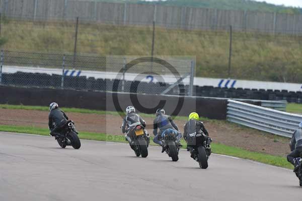 Motorcycle action photographs;Rockingham;Rockingham photographs;event digital images;eventdigitalimages;no limits trackday;peter wileman photography;rockingham corby northamptonshire;trackday;trackday digital images;trackday photos