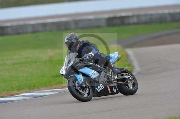 Motorcycle action photographs;Rockingham;Rockingham photographs;event digital images;eventdigitalimages;no limits trackday;peter wileman photography;rockingham corby northamptonshire;trackday;trackday digital images;trackday photos