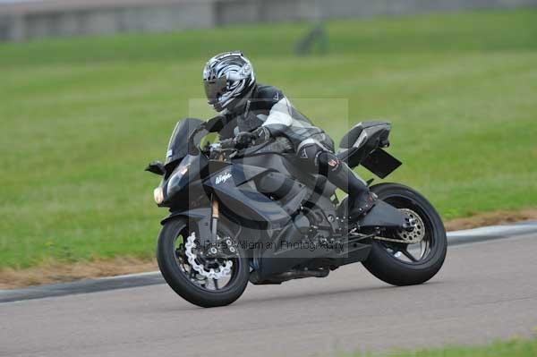 Motorcycle action photographs;Rockingham;Rockingham photographs;event digital images;eventdigitalimages;no limits trackday;peter wileman photography;rockingham corby northamptonshire;trackday;trackday digital images;trackday photos