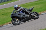 Motorcycle-action-photographs;Rockingham;Rockingham-photographs;event-digital-images;eventdigitalimages;no-limits-trackday;peter-wileman-photography;rockingham-corby-northamptonshire;trackday;trackday-digital-images;trackday-photos