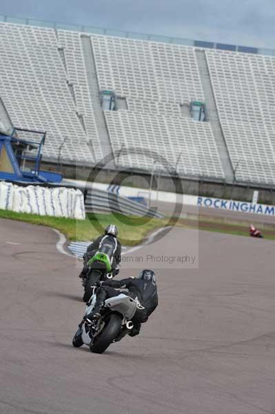 Motorcycle action photographs;Rockingham;Rockingham photographs;event digital images;eventdigitalimages;no limits trackday;peter wileman photography;rockingham corby northamptonshire;trackday;trackday digital images;trackday photos