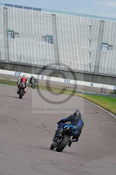 Motorcycle action photographs;Rockingham;Rockingham photographs;event digital images;eventdigitalimages;no limits trackday;peter wileman photography;rockingham corby northamptonshire;trackday;trackday digital images;trackday photos