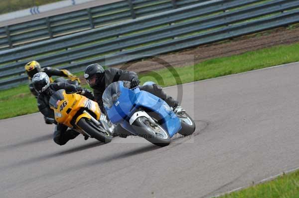 Motorcycle action photographs;Rockingham;Rockingham photographs;event digital images;eventdigitalimages;no limits trackday;peter wileman photography;rockingham corby northamptonshire;trackday;trackday digital images;trackday photos