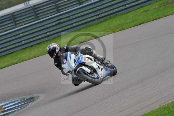 Motorcycle action photographs;Rockingham;Rockingham photographs;event digital images;eventdigitalimages;no limits trackday;peter wileman photography;rockingham corby northamptonshire;trackday;trackday digital images;trackday photos