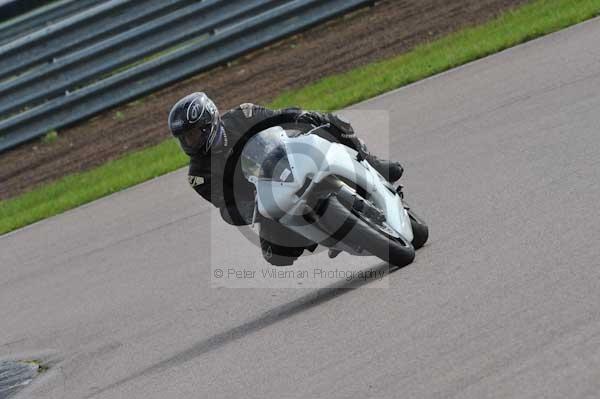 Motorcycle action photographs;Rockingham;Rockingham photographs;event digital images;eventdigitalimages;no limits trackday;peter wileman photography;rockingham corby northamptonshire;trackday;trackday digital images;trackday photos