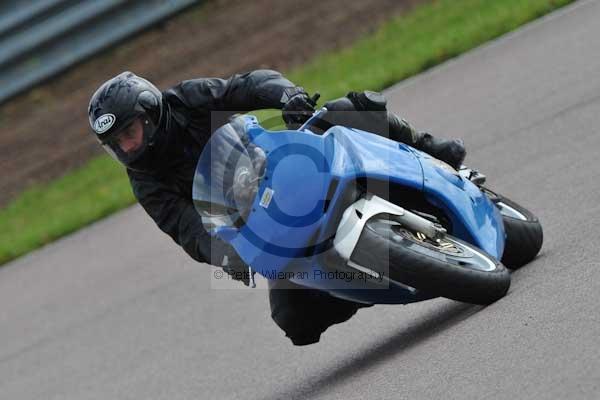 Motorcycle action photographs;Rockingham;Rockingham photographs;event digital images;eventdigitalimages;no limits trackday;peter wileman photography;rockingham corby northamptonshire;trackday;trackday digital images;trackday photos