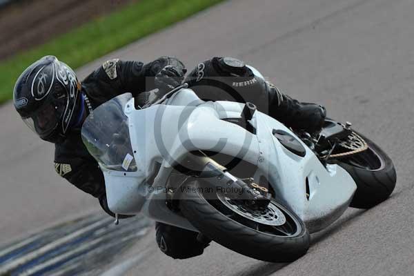 Motorcycle action photographs;Rockingham;Rockingham photographs;event digital images;eventdigitalimages;no limits trackday;peter wileman photography;rockingham corby northamptonshire;trackday;trackday digital images;trackday photos