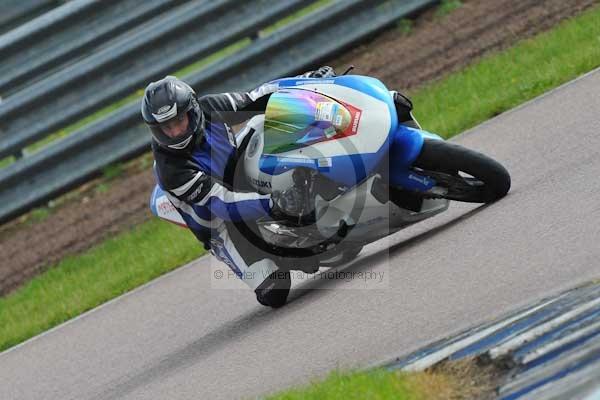 Motorcycle action photographs;Rockingham;Rockingham photographs;event digital images;eventdigitalimages;no limits trackday;peter wileman photography;rockingham corby northamptonshire;trackday;trackday digital images;trackday photos