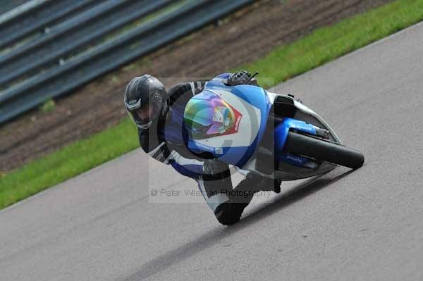 Motorcycle action photographs;Rockingham;Rockingham photographs;event digital images;eventdigitalimages;no limits trackday;peter wileman photography;rockingham corby northamptonshire;trackday;trackday digital images;trackday photos
