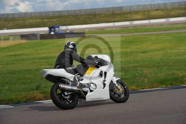 Motorcycle action photographs;Rockingham;Rockingham photographs;event digital images;eventdigitalimages;no limits trackday;peter wileman photography;rockingham corby northamptonshire;trackday;trackday digital images;trackday photos