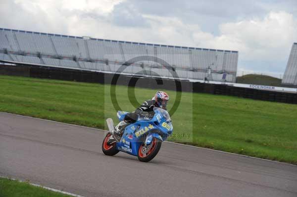 Motorcycle action photographs;Rockingham;Rockingham photographs;event digital images;eventdigitalimages;no limits trackday;peter wileman photography;rockingham corby northamptonshire;trackday;trackday digital images;trackday photos