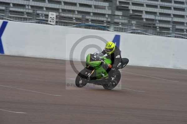 Motorcycle action photographs;Rockingham;Rockingham photographs;event digital images;eventdigitalimages;no limits trackday;peter wileman photography;rockingham corby northamptonshire;trackday;trackday digital images;trackday photos