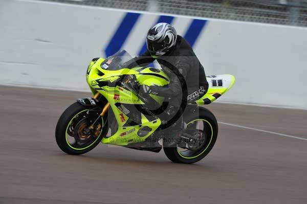 Motorcycle action photographs;Rockingham;Rockingham photographs;event digital images;eventdigitalimages;no limits trackday;peter wileman photography;rockingham corby northamptonshire;trackday;trackday digital images;trackday photos