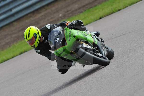 Motorcycle action photographs;Rockingham;Rockingham photographs;event digital images;eventdigitalimages;no limits trackday;peter wileman photography;rockingham corby northamptonshire;trackday;trackday digital images;trackday photos