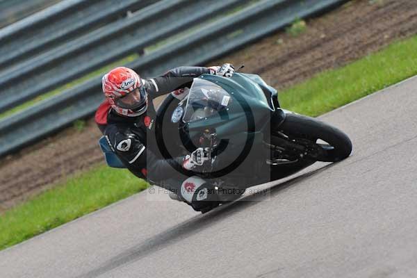 Motorcycle action photographs;Rockingham;Rockingham photographs;event digital images;eventdigitalimages;no limits trackday;peter wileman photography;rockingham corby northamptonshire;trackday;trackday digital images;trackday photos