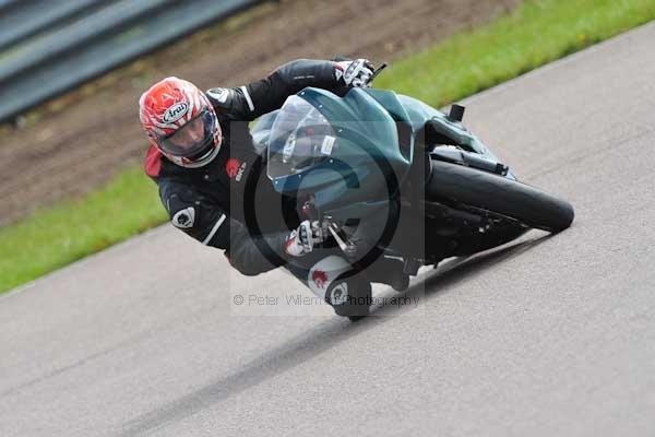 Motorcycle action photographs;Rockingham;Rockingham photographs;event digital images;eventdigitalimages;no limits trackday;peter wileman photography;rockingham corby northamptonshire;trackday;trackday digital images;trackday photos