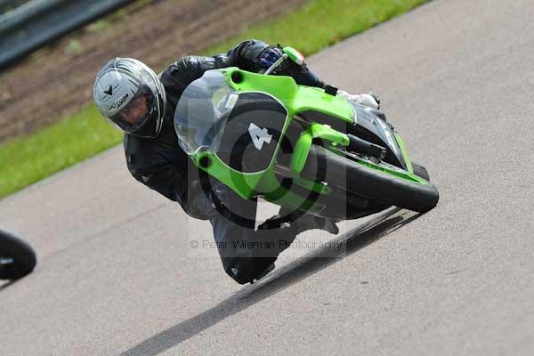 Motorcycle action photographs;Rockingham;Rockingham photographs;event digital images;eventdigitalimages;no limits trackday;peter wileman photography;rockingham corby northamptonshire;trackday;trackday digital images;trackday photos