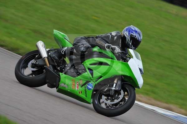 Motorcycle action photographs;Rockingham;Rockingham photographs;event digital images;eventdigitalimages;no limits trackday;peter wileman photography;rockingham corby northamptonshire;trackday;trackday digital images;trackday photos