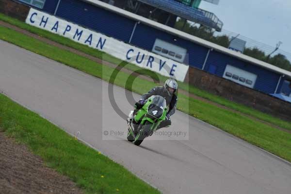 Motorcycle action photographs;Rockingham;Rockingham photographs;event digital images;eventdigitalimages;no limits trackday;peter wileman photography;rockingham corby northamptonshire;trackday;trackday digital images;trackday photos