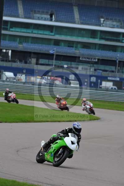 Motorcycle action photographs;Rockingham;Rockingham photographs;event digital images;eventdigitalimages;no limits trackday;peter wileman photography;rockingham corby northamptonshire;trackday;trackday digital images;trackday photos