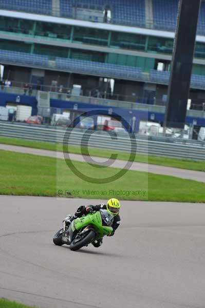 Motorcycle action photographs;Rockingham;Rockingham photographs;event digital images;eventdigitalimages;no limits trackday;peter wileman photography;rockingham corby northamptonshire;trackday;trackday digital images;trackday photos