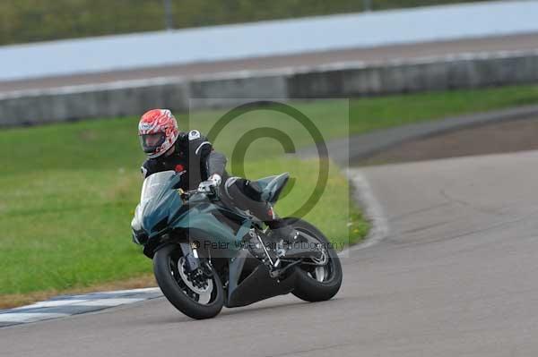 Motorcycle action photographs;Rockingham;Rockingham photographs;event digital images;eventdigitalimages;no limits trackday;peter wileman photography;rockingham corby northamptonshire;trackday;trackday digital images;trackday photos
