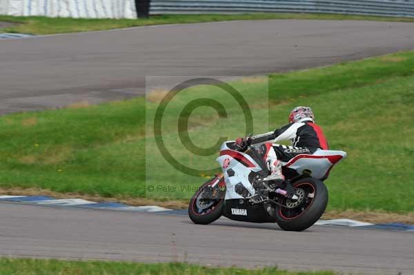 Motorcycle action photographs;Rockingham;Rockingham photographs;event digital images;eventdigitalimages;no limits trackday;peter wileman photography;rockingham corby northamptonshire;trackday;trackday digital images;trackday photos