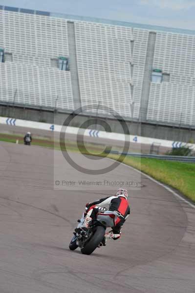 Motorcycle action photographs;Rockingham;Rockingham photographs;event digital images;eventdigitalimages;no limits trackday;peter wileman photography;rockingham corby northamptonshire;trackday;trackday digital images;trackday photos