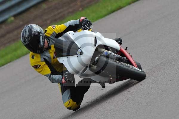Motorcycle action photographs;Rockingham;Rockingham photographs;event digital images;eventdigitalimages;no limits trackday;peter wileman photography;rockingham corby northamptonshire;trackday;trackday digital images;trackday photos