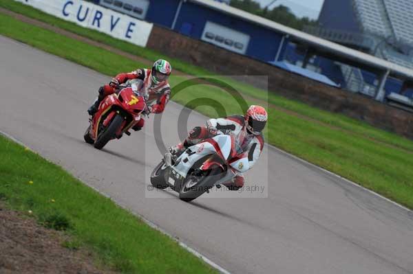 Motorcycle action photographs;Rockingham;Rockingham photographs;event digital images;eventdigitalimages;no limits trackday;peter wileman photography;rockingham corby northamptonshire;trackday;trackday digital images;trackday photos