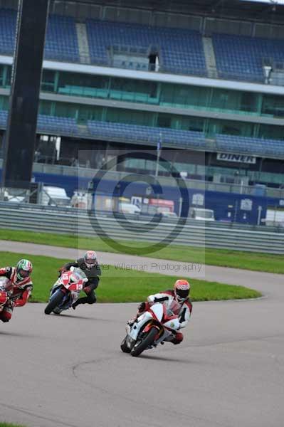 Motorcycle action photographs;Rockingham;Rockingham photographs;event digital images;eventdigitalimages;no limits trackday;peter wileman photography;rockingham corby northamptonshire;trackday;trackday digital images;trackday photos