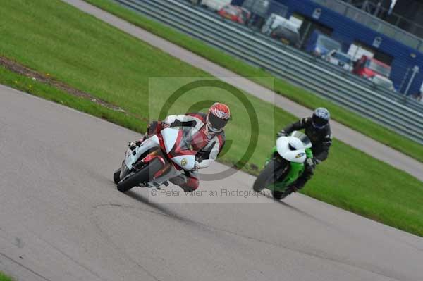 Motorcycle action photographs;Rockingham;Rockingham photographs;event digital images;eventdigitalimages;no limits trackday;peter wileman photography;rockingham corby northamptonshire;trackday;trackday digital images;trackday photos