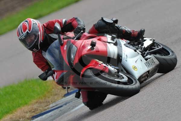 Motorcycle action photographs;Rockingham;Rockingham photographs;event digital images;eventdigitalimages;no limits trackday;peter wileman photography;rockingham corby northamptonshire;trackday;trackday digital images;trackday photos