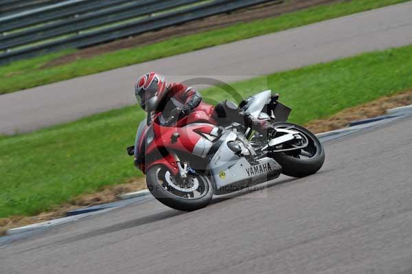 Motorcycle action photographs;Rockingham;Rockingham photographs;event digital images;eventdigitalimages;no limits trackday;peter wileman photography;rockingham corby northamptonshire;trackday;trackday digital images;trackday photos