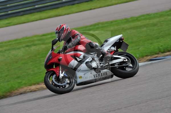 Motorcycle action photographs;Rockingham;Rockingham photographs;event digital images;eventdigitalimages;no limits trackday;peter wileman photography;rockingham corby northamptonshire;trackday;trackday digital images;trackday photos