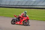 Motorcycle-action-photographs;Rockingham;Rockingham-photographs;event-digital-images;eventdigitalimages;no-limits-trackday;peter-wileman-photography;rockingham-corby-northamptonshire;trackday;trackday-digital-images;trackday-photos