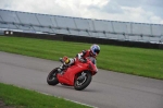 Motorcycle-action-photographs;Rockingham;Rockingham-photographs;event-digital-images;eventdigitalimages;no-limits-trackday;peter-wileman-photography;rockingham-corby-northamptonshire;trackday;trackday-digital-images;trackday-photos
