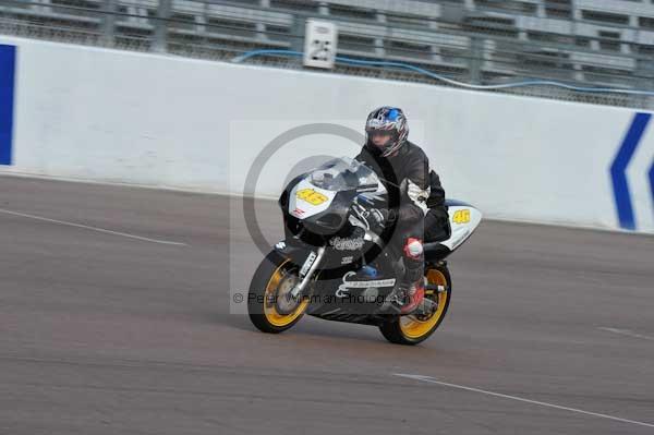 Motorcycle action photographs;Rockingham;Rockingham photographs;event digital images;eventdigitalimages;no limits trackday;peter wileman photography;rockingham corby northamptonshire;trackday;trackday digital images;trackday photos