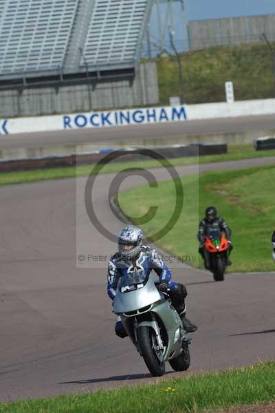 Motorcycle action photographs;Rockingham;Rockingham photographs;event digital images;eventdigitalimages;no limits trackday;peter wileman photography;rockingham corby northamptonshire;trackday;trackday digital images;trackday photos
