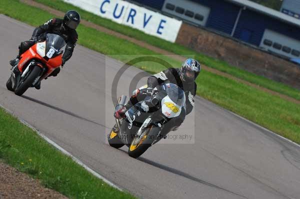 Motorcycle action photographs;Rockingham;Rockingham photographs;event digital images;eventdigitalimages;no limits trackday;peter wileman photography;rockingham corby northamptonshire;trackday;trackday digital images;trackday photos