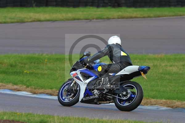 Motorcycle action photographs;Rockingham;Rockingham photographs;event digital images;eventdigitalimages;no limits trackday;peter wileman photography;rockingham corby northamptonshire;trackday;trackday digital images;trackday photos
