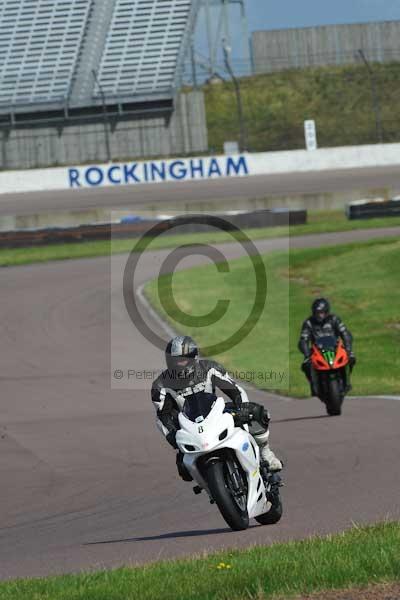 Motorcycle action photographs;Rockingham;Rockingham photographs;event digital images;eventdigitalimages;no limits trackday;peter wileman photography;rockingham corby northamptonshire;trackday;trackday digital images;trackday photos