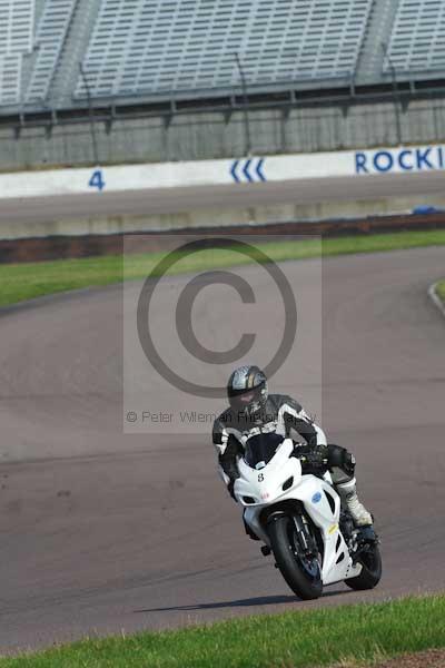 Motorcycle action photographs;Rockingham;Rockingham photographs;event digital images;eventdigitalimages;no limits trackday;peter wileman photography;rockingham corby northamptonshire;trackday;trackday digital images;trackday photos