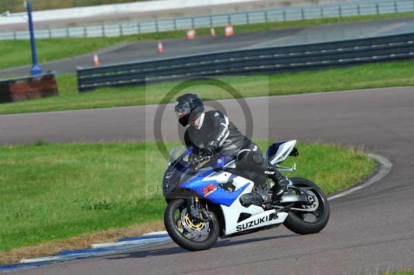 Motorcycle action photographs;Rockingham;Rockingham photographs;event digital images;eventdigitalimages;no limits trackday;peter wileman photography;rockingham corby northamptonshire;trackday;trackday digital images;trackday photos